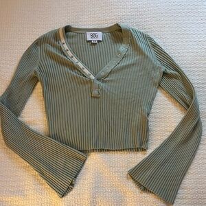 UO BDG Green Flared Sleeve Shirt 🪴